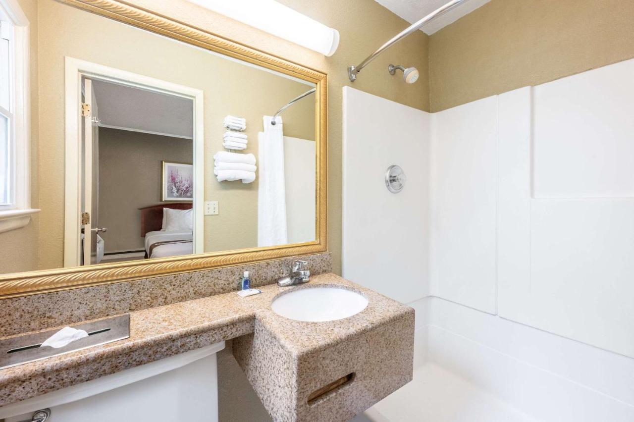 Rodeway Inn Poughkeepsie Luaran gambar